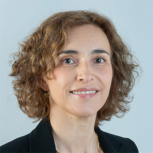 photo showing the speaker Ana J. García-Sáez